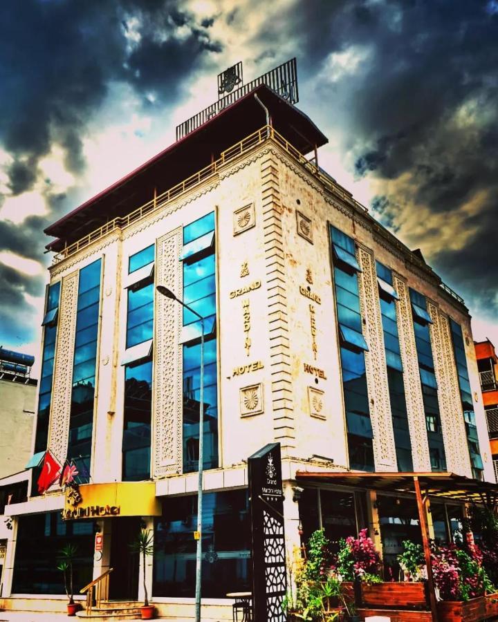 Grand Mardin Hotel Мерсин Екстериор снимка